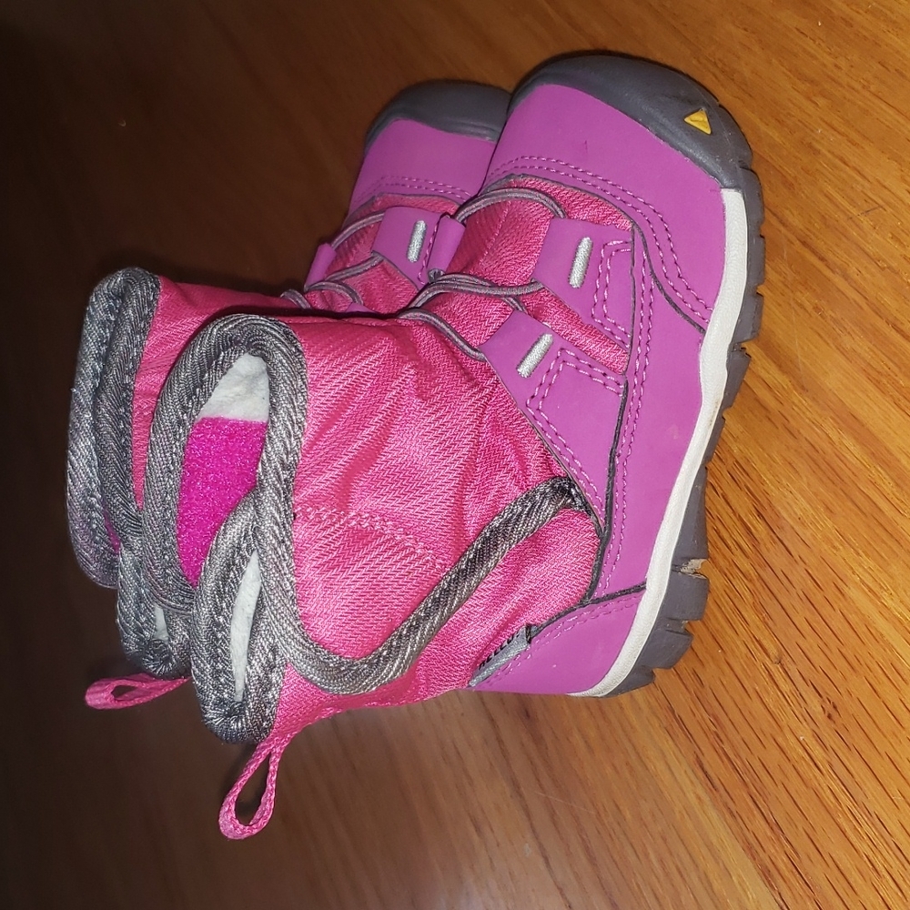 Keen Pink snow boots